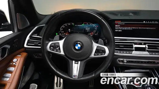 BMW X7 2020 — Фото 13/20