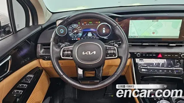 Kia Carnival 2023 — Фото 13/20