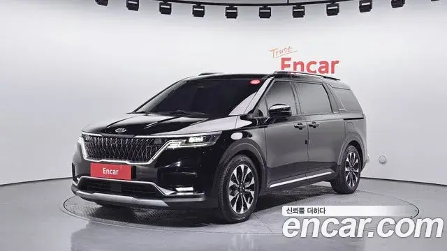 Kia Carnival 2021 — Photo 10/20