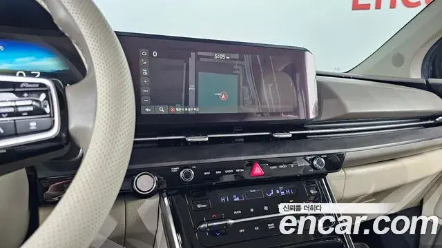 Kia Carnival 2021 — Photo 16/20