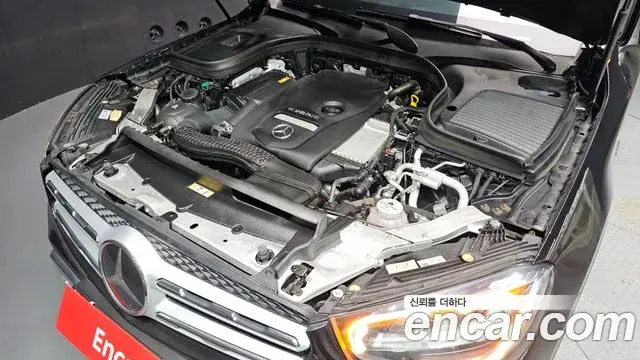Mercedes-Benz GLC-Class 2020 — ფოტო 8/20