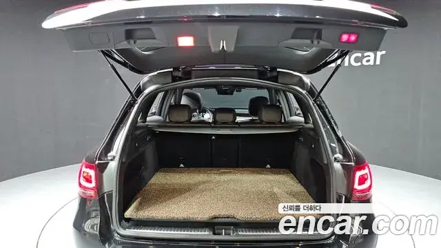 Mercedes-Benz GLC-Class 2020 — ფოტო 19/20