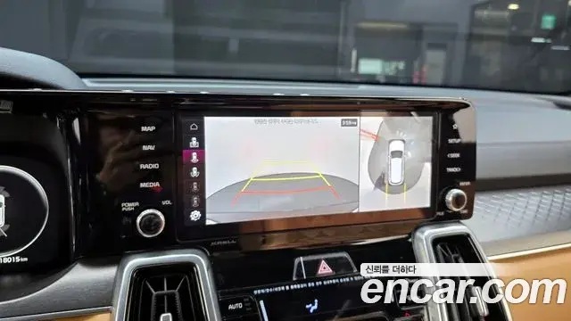Kia Sorento 2021 — Фото 15/20