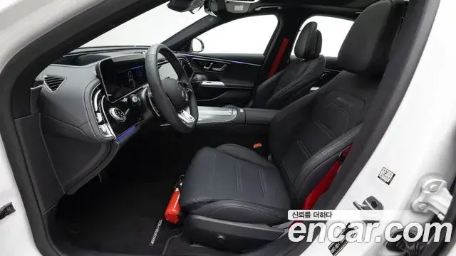 Mercedes-Benz E-Class 2025 — ფოტო 6/20