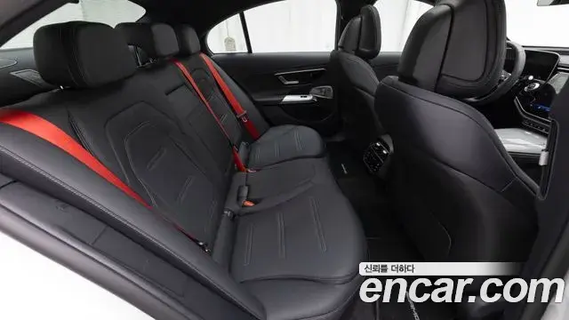 Mercedes-Benz E-Class 2025 — ფოტო 11/20