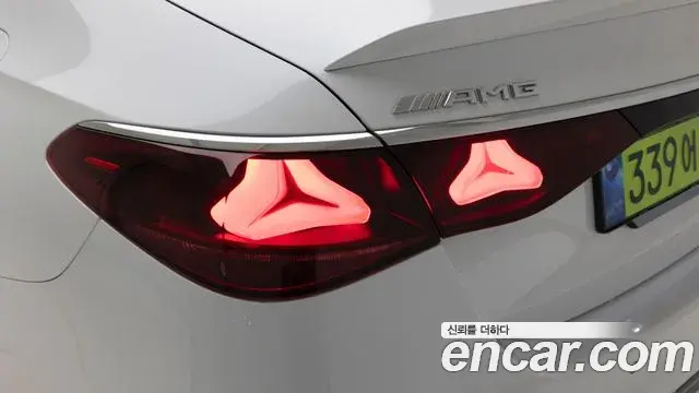 Mercedes-Benz E-Class 2025 — ფოტო 5/20