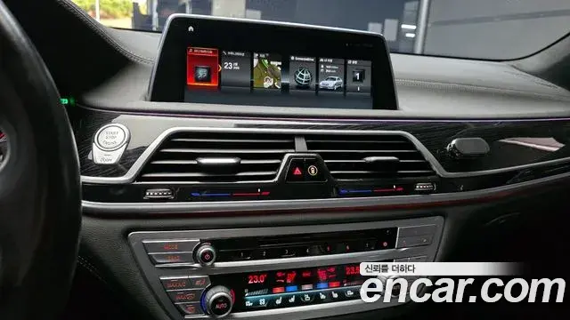 BMW 7 Series 2018 — ფოტო 10/20