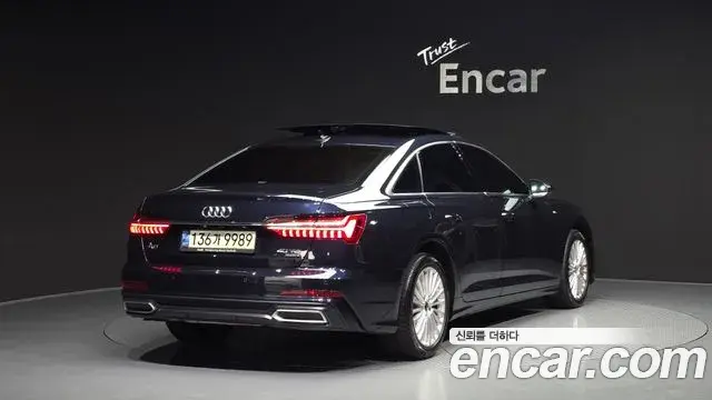 Audi A6 2021 — ფოტო 16/20