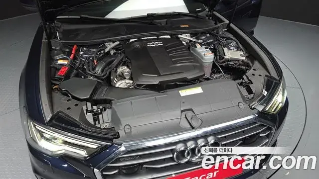 Audi A6 2021 — ფოტო 17/20