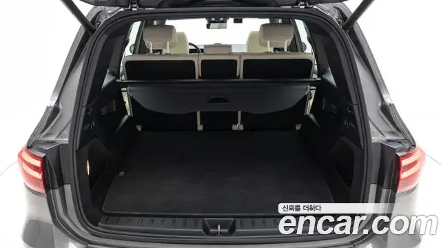 Mercedes-Benz EQB 2025 — Şəkil 15/20