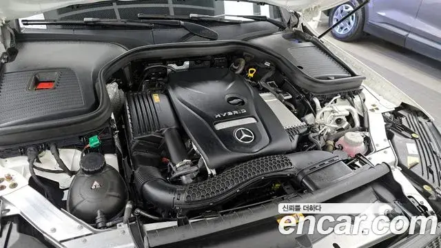 Mercedes-Benz GLC-Class 2021 — Şəkil 17/20
