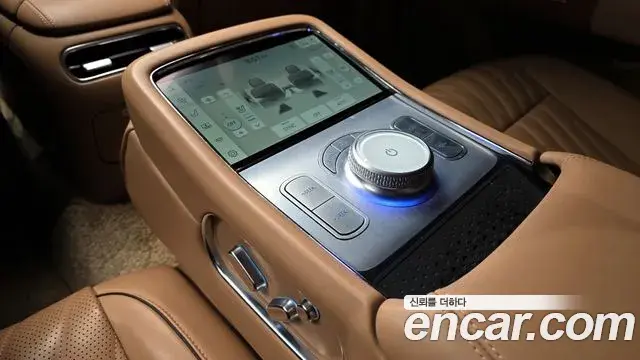 Genesis G90 2022 — Фото 18/20