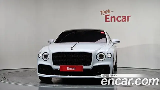 Bentley Flying Spur 2022 — Photo 19/20