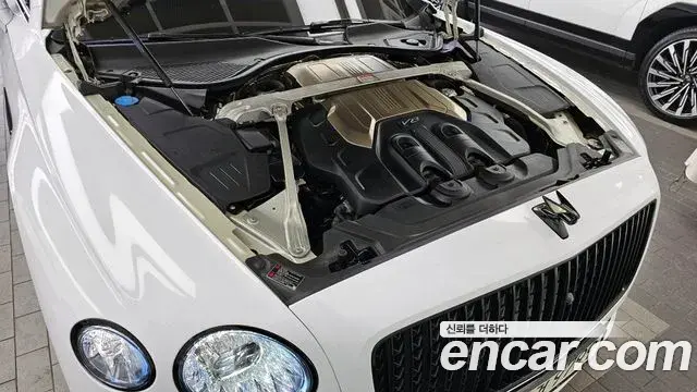 Bentley Flying Spur 2022 — Photo 15/20