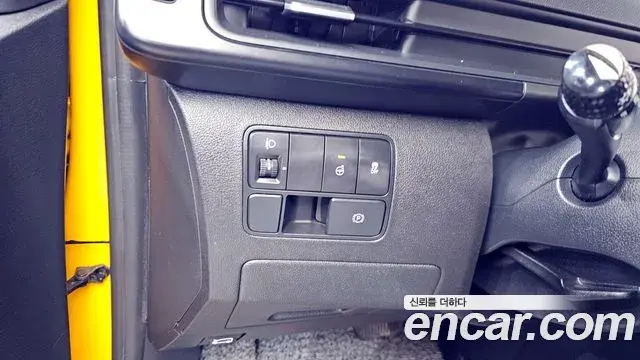 Hyundai Staria 2021 — Фото 14/20