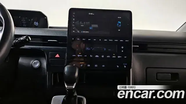 Hyundai Staria 2021 — Фото 15/20