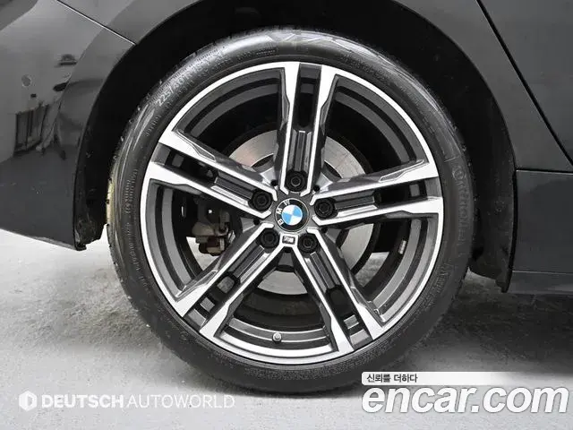 BMW 1 Series 2023 — Photo 10/20