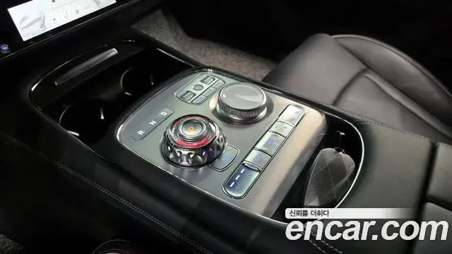 Genesis G90 2024 — ფოტო 19/21