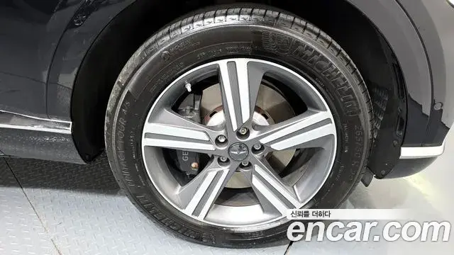 Genesis GV80 Coupe 2023 — Şəkil 8/20