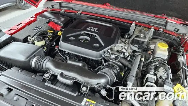 Jeep Wrangler 2020 — Şəkil 18/20