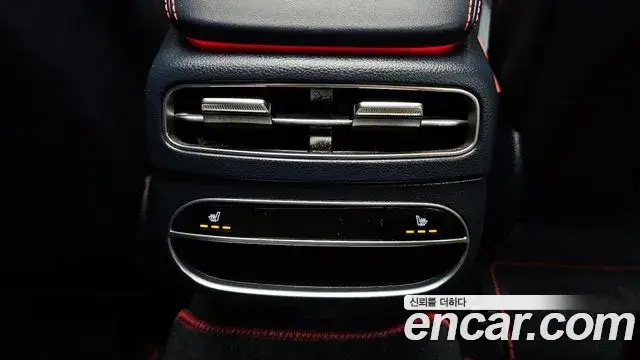 Genesis GV70 2022 — Photo 20/20