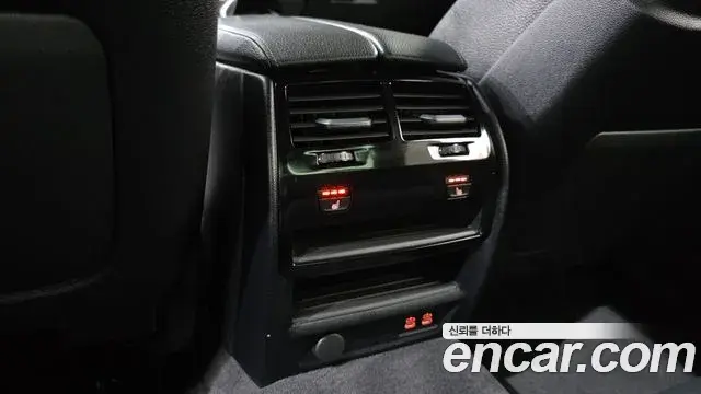 BMW 5 Series 2022 — ფოტო 9/20