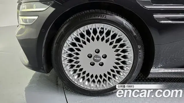 Genesis G80 2022 — ფოტო 9/20