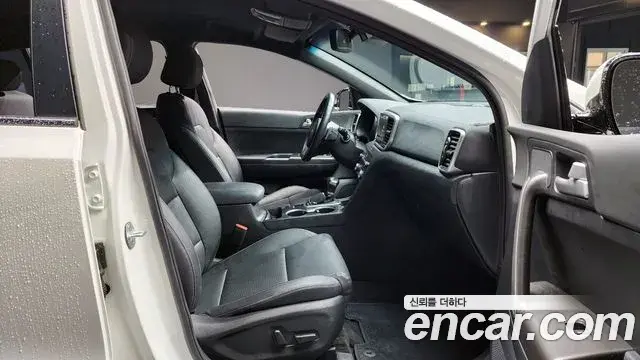 Kia Sportage The Bold 2020 — Фото 10/20