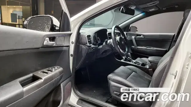 Kia Sportage The Bold 2020 — Фото 11/20