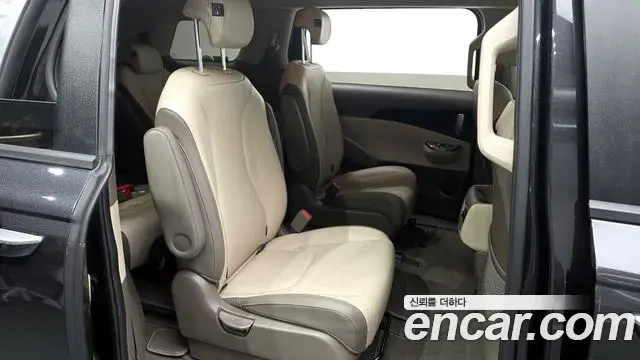 Kia Carnival 2021 — Şəkil 1/20