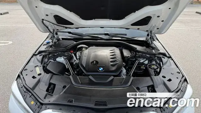 BMW 7 Series 2021 — ფოტო 16/20