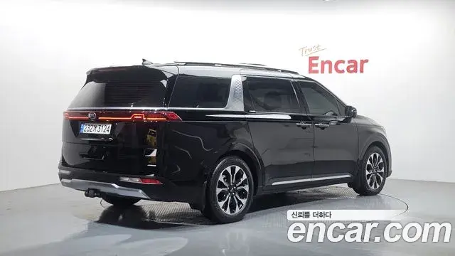 Kia Carnival 2020 — Фото 2/20