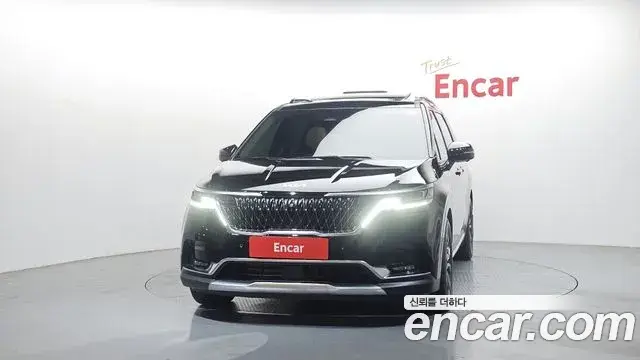 Kia Carnival 2020 — Фото 3/20