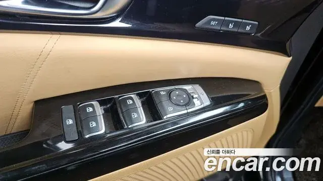 Kia Carnival 2020 — Фото 14/20
