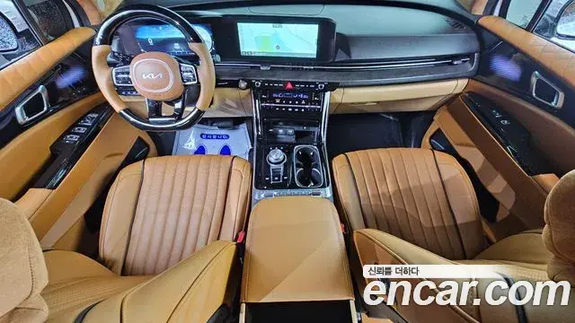 Kia Carnival 2022 — Photo 12/20