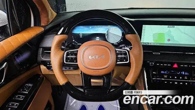 Kia Carnival 2022 — Photo 7/20