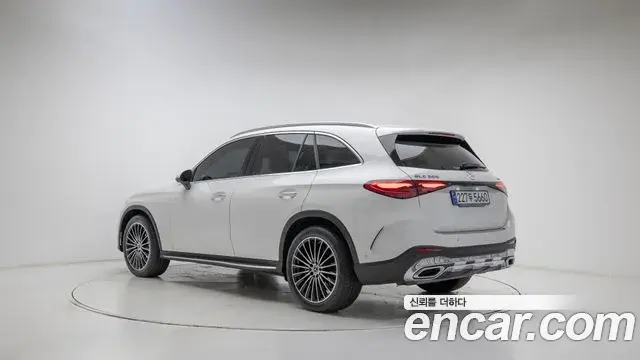 Mercedes-Benz GLC-Class 2025 — Şəkil 1/19