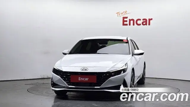 Hyundai The New Avante Hybrid 2020 — ფოტო 18/20