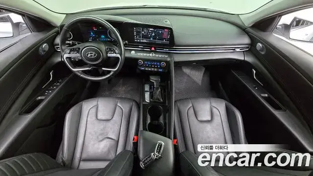 Hyundai The New Avante Hybrid 2020 — ფოტო 2/20
