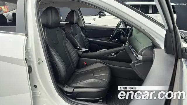 Hyundai The New Avante Hybrid 2020 — ფოტო 14/20
