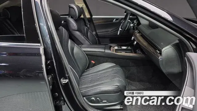 Genesis G80 2020 — Photo 15/20