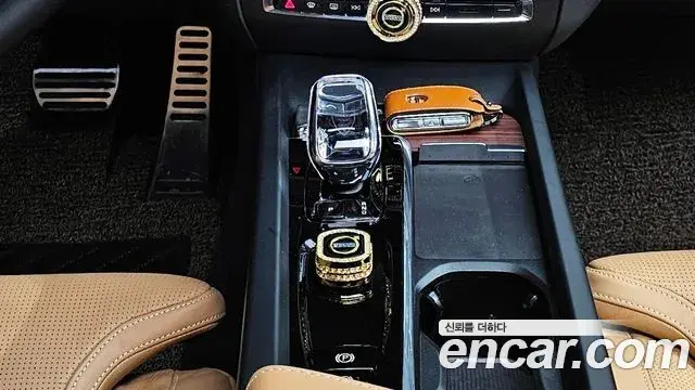 Volvo S60 2024 — Photo 16/20