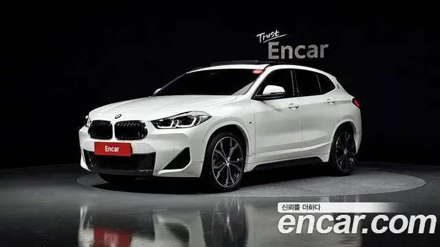 BMW X2 2023 — Фото 1/20