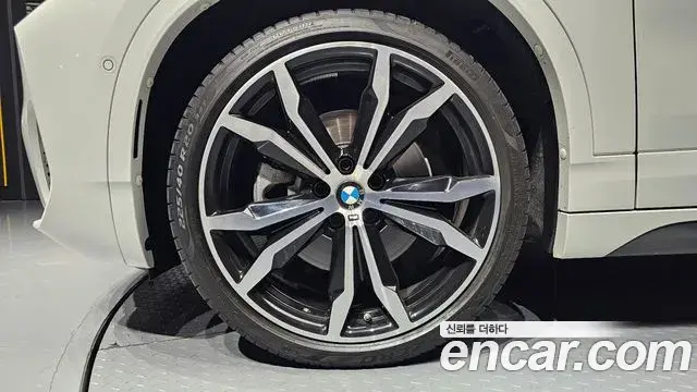 BMW X2 2023 — Фото 5/20