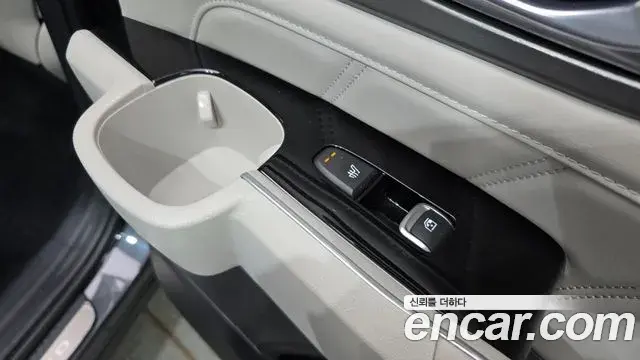 Kia Sorento 2022 — Фото 18/20