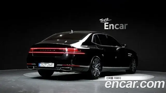 Genesis G90 2022 — Photo 18/20