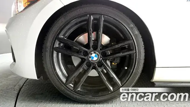 BMW 1 Series 2018 — Photo 15/20