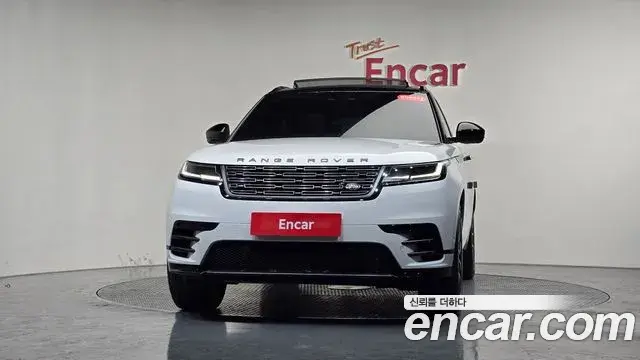 Land Rover Range Rover Velar 2025 — Photo 6/20