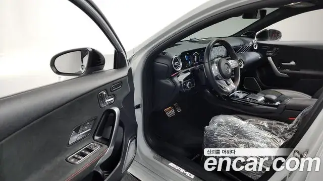 Mercedes-Benz A-Class 2021 — Фото 10/20
