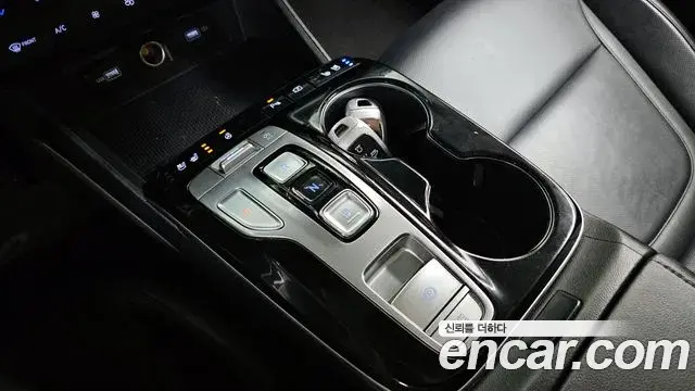 Hyundai Tucson Hybrid 2021 — ფოტო 20/20